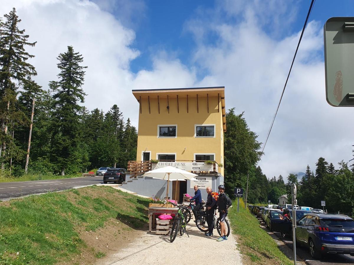 Chalet Jaune Charmant Som Sarcenas Exterior photo